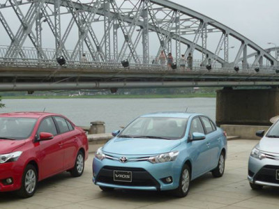 Car renting in Hue