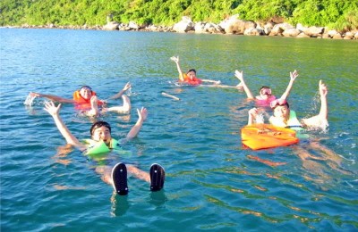 Snorkeling and Diving on Cham Island