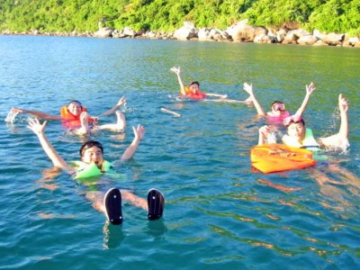 Snorkeling and Diving on Cham Island