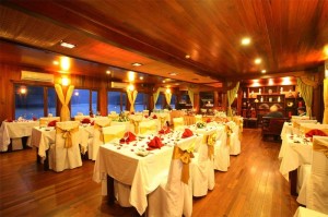 Indochina Sail Cruise Restaurant