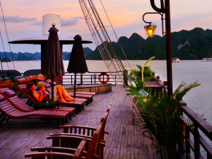 Pelican Cruise Halong Sundeck