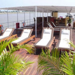 Toum Tio Cruise Sundeck