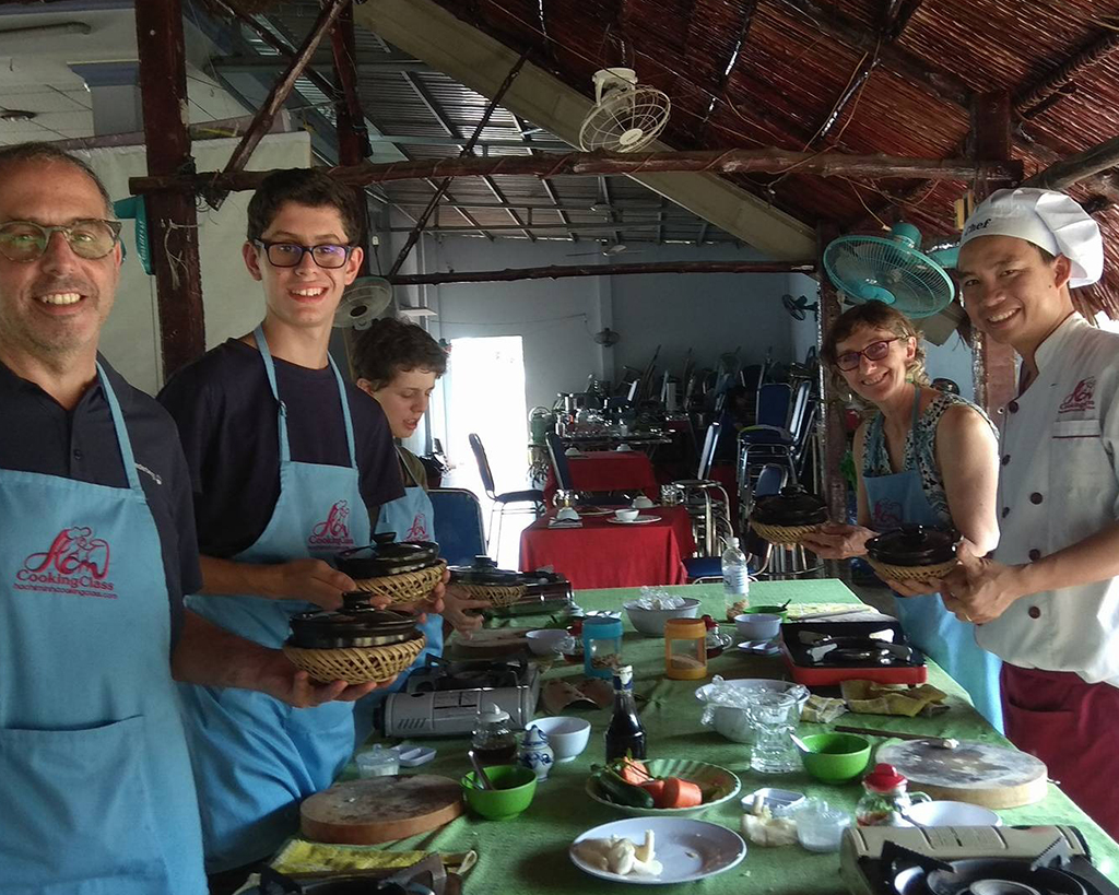 Cu Chi Tunnels & Cooking Class Full day