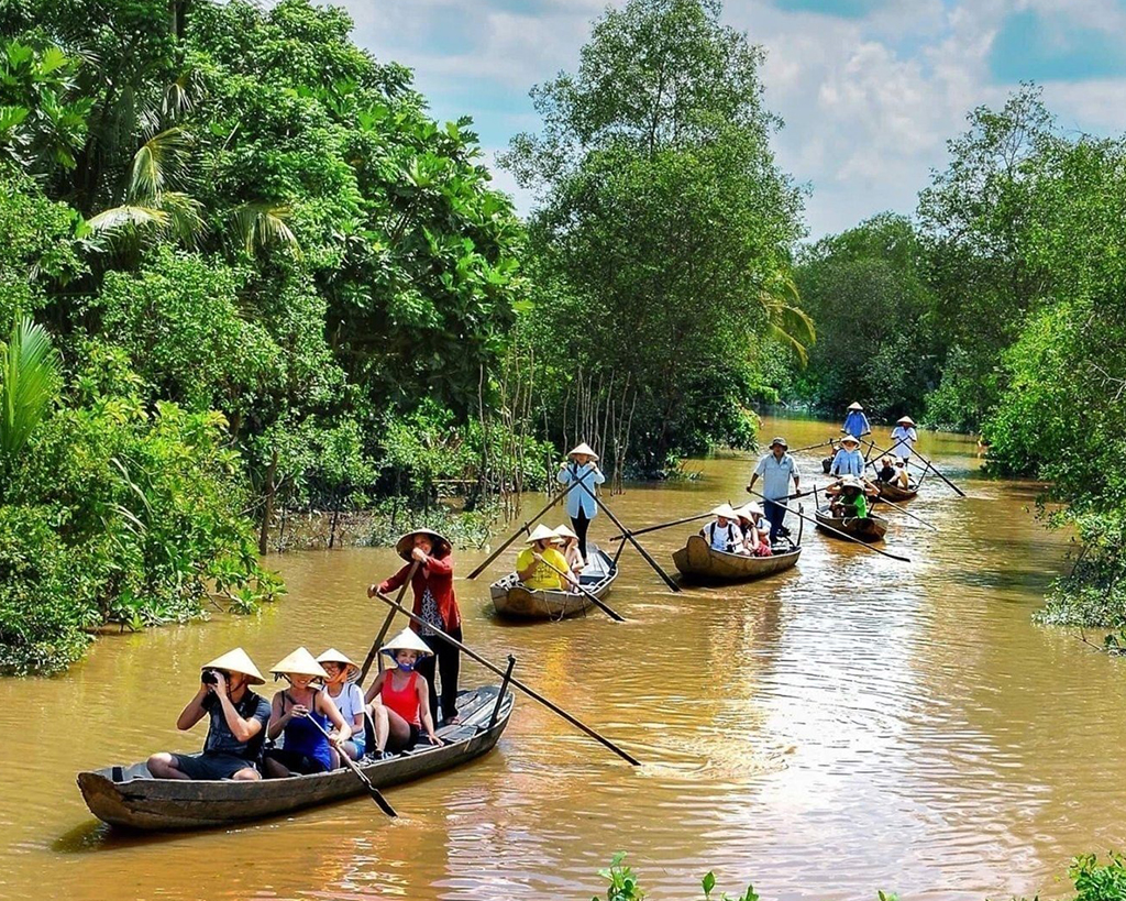 Mekong Local Life: Cai Be – Tan Phong Island Full Day Private Tour