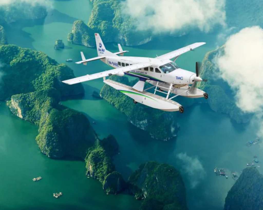 Hanoi – Halong Bay Seaplane Flight