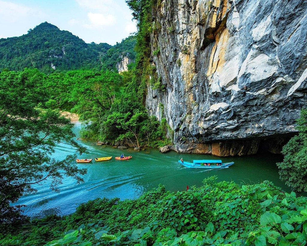 Private Vietnam Heritage Sites 9 days