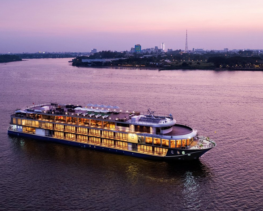 Victoria Mekong Cruise 5 days: Saigon – Phnom Penh