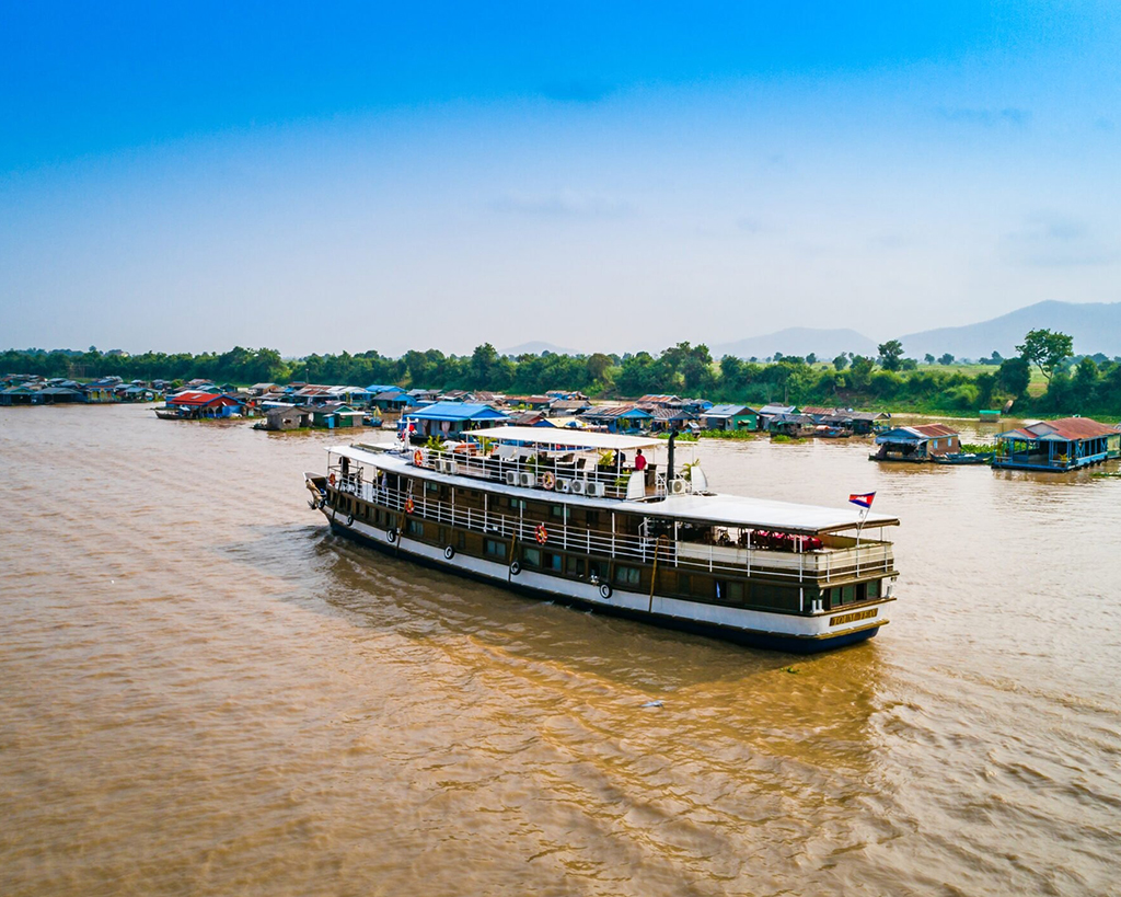 Toum Tiou I Cruise 8 days Downstream