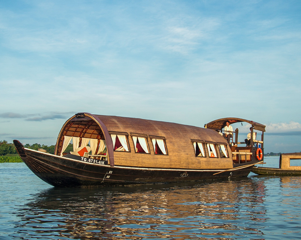 Song Xanh Sampan Private Cruise